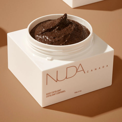 Nuda Canada en EBA Studio: bronceadores y exfoliantes que cuidan la piel y promueven el bienestar.