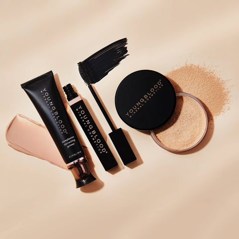 Primers de Youngblood en EBA Studio para preparar la piel antes del maquillaje y lograr un acabado duradero.